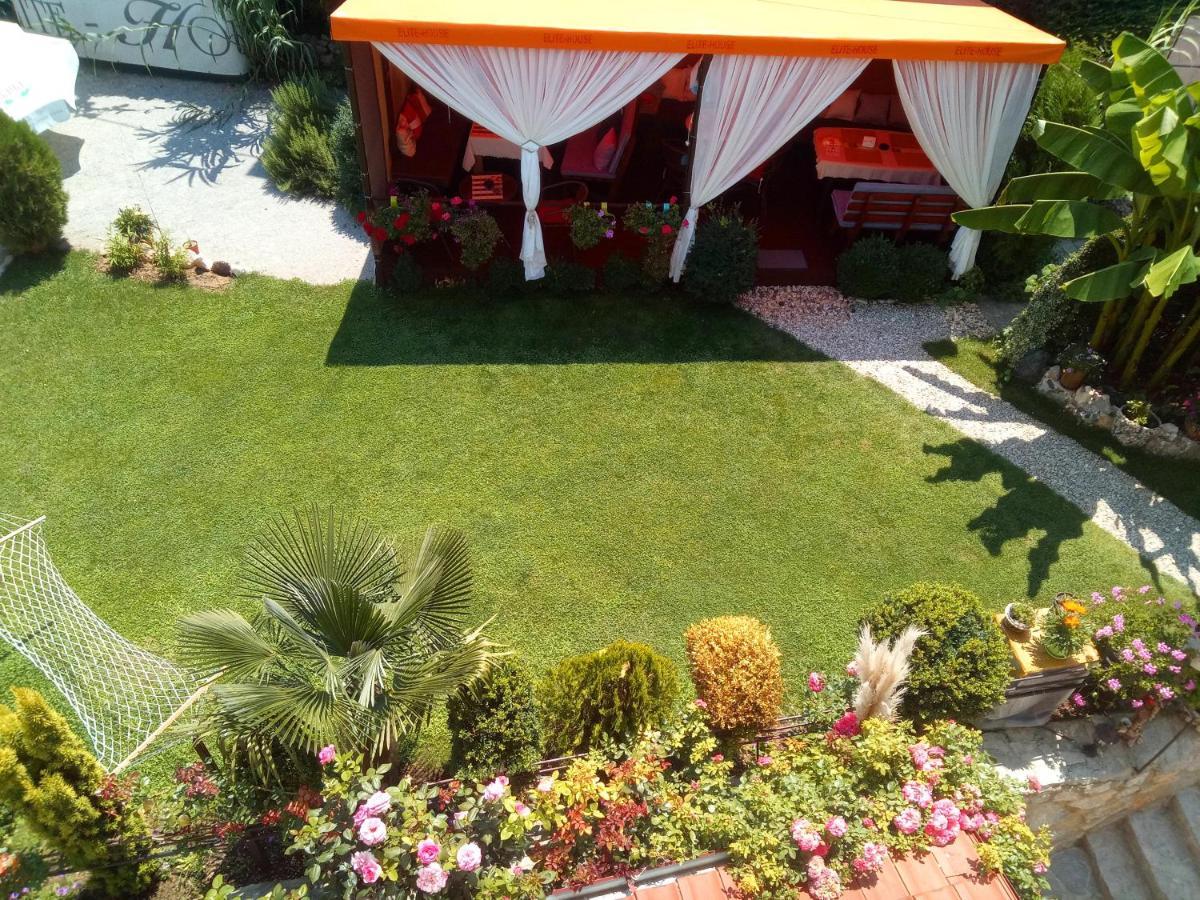 Yard House Trpejca Hotel Ohrid Luaran gambar