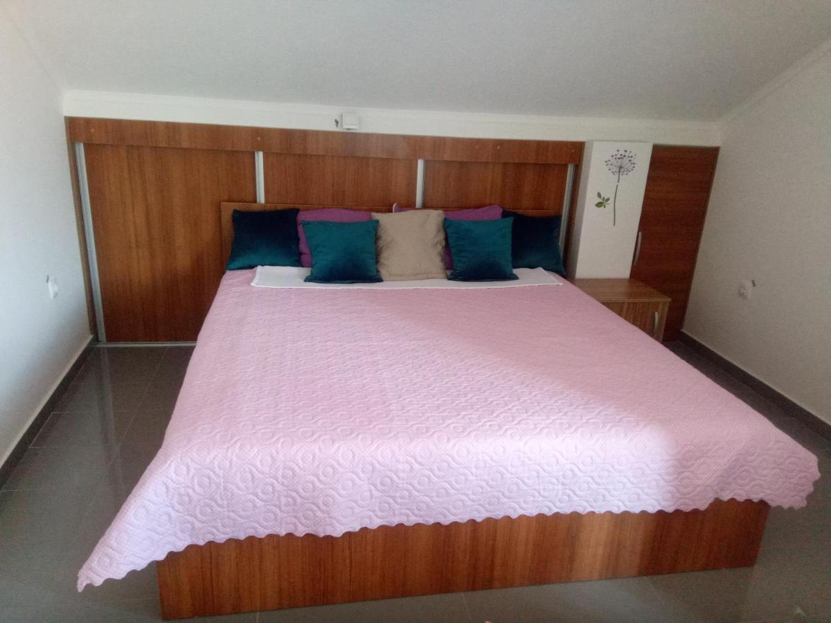 Yard House Trpejca Hotel Ohrid Bilik gambar